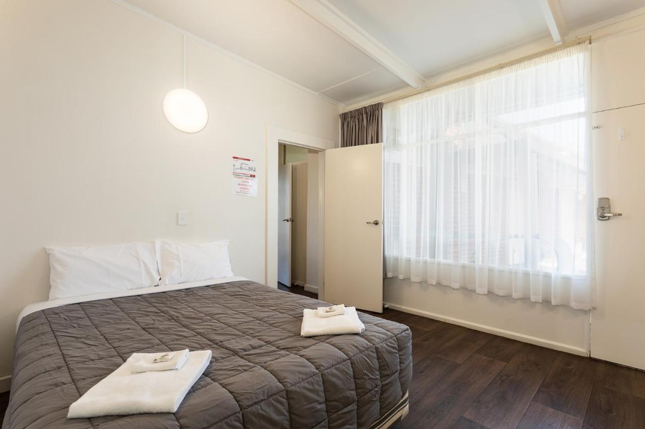 Rivers Apartments Motel Sale Gippsland Dış mekan fotoğraf