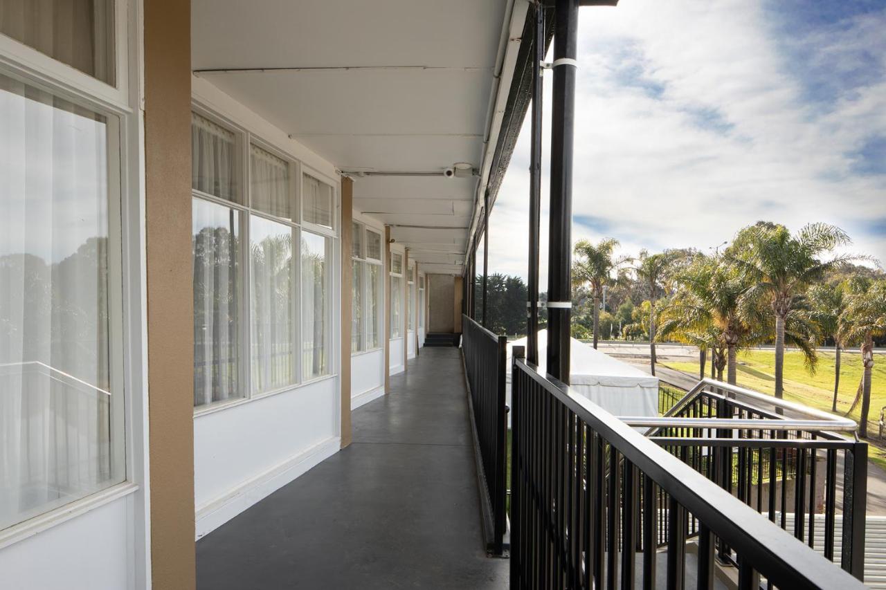 Rivers Apartments Motel Sale Gippsland Dış mekan fotoğraf